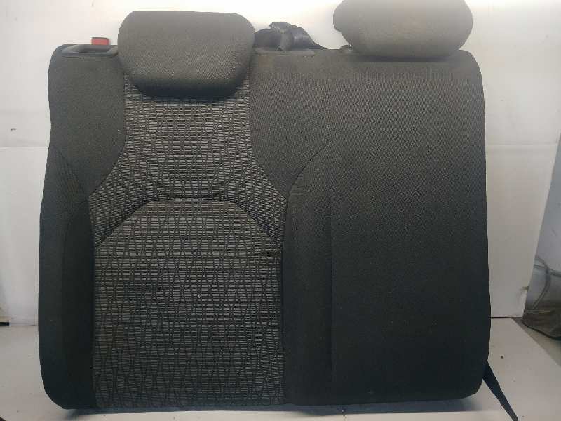 ASIENTO TRASERO MEDIO