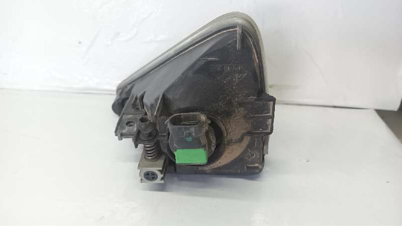 FARO ANTINIEBLA IZQUIERDO