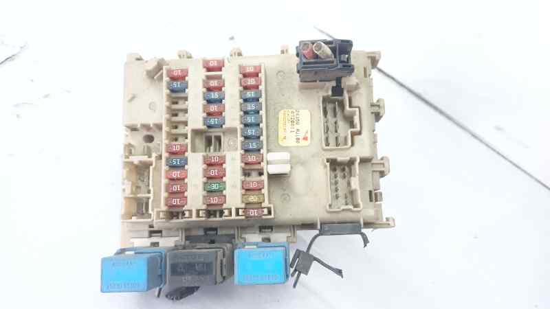 CAJA RELES / FUSIBLES