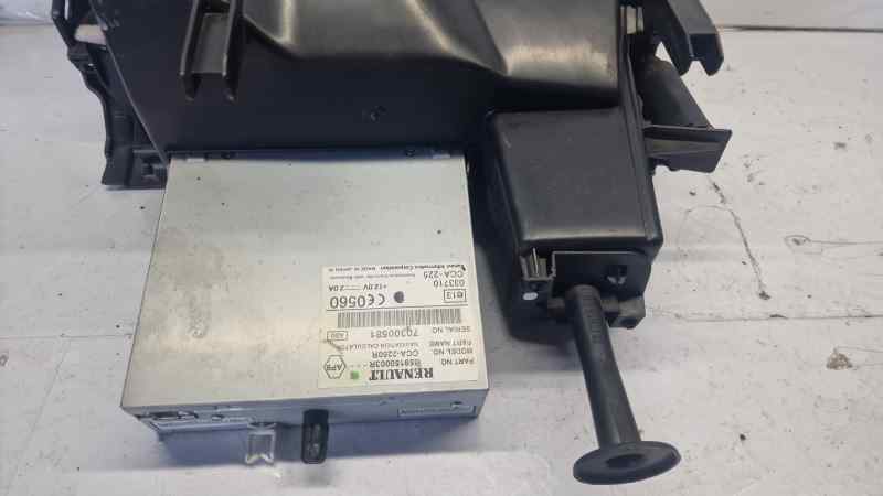 GUANTERA RENAULT LAGUNA III