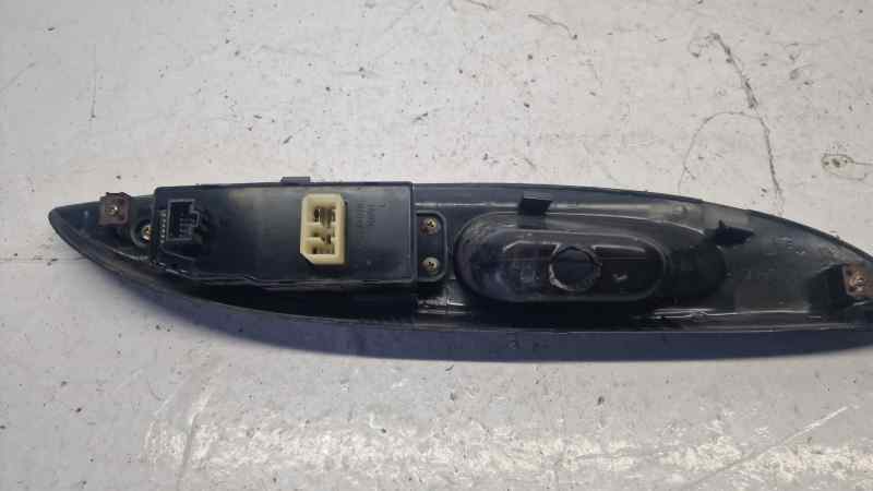 MANDO ELEVALUNAS DELANTERO IZQUIERDO 