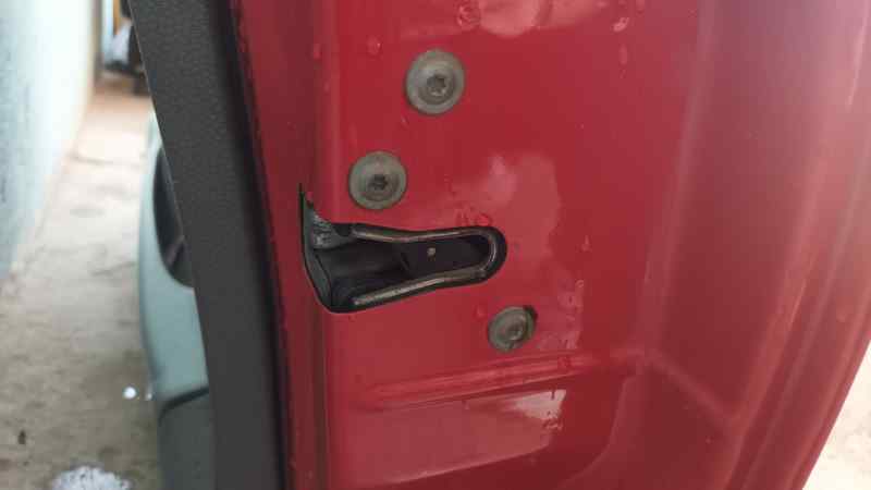 CERRADURA PUERTA DELANTERA DERECHA