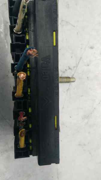 CAJA RELES / FUSIBLES