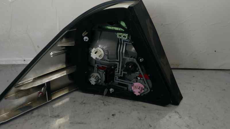 PILOTO TRASERO DERECHO