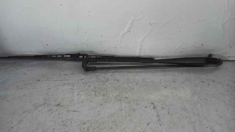 BRAZO LIMPIA DELANTERO DERECHO