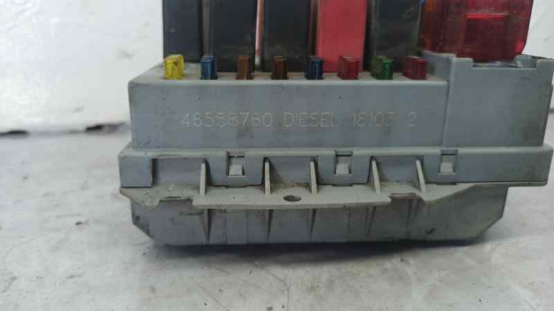 46558760 CAJA RELES / FUSIBLES ALFA ROMEO 147 (190)