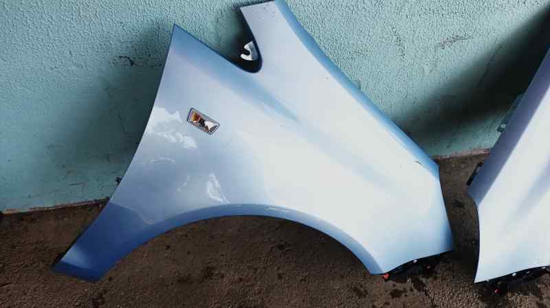 ALETA DELANTERA DERECHA