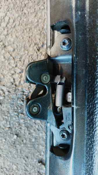 CERRADURA MALETERO / PORTON