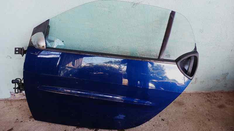 PUERTA DELANTERA IZQUIERDA