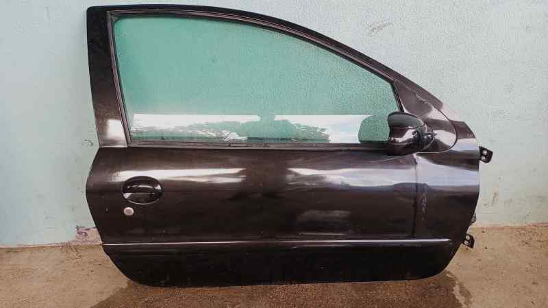 PUERTA DELANTERA DERECHA