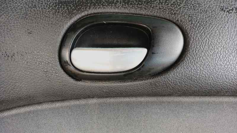 MANETA INTERIOR DELANTERA DERECHA