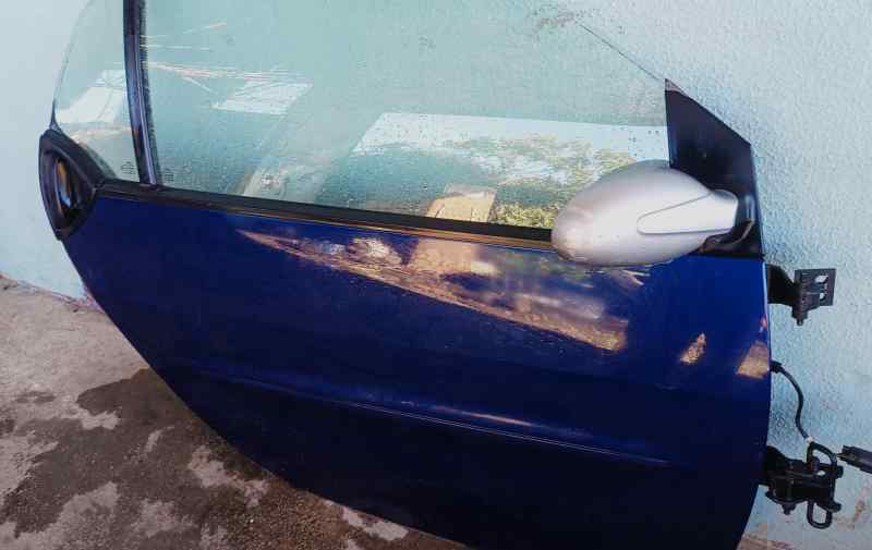 PUERTA DELANTERA DERECHA