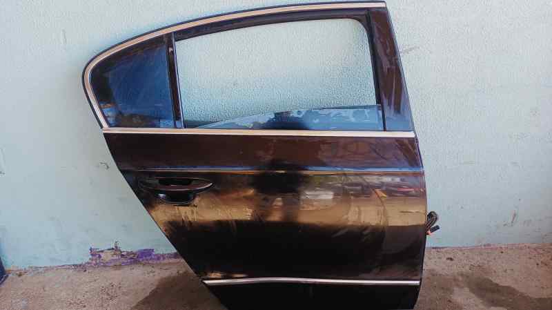 PUERTA TRASERA DERECHA