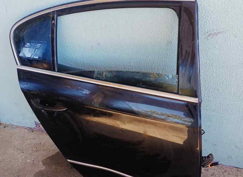 PUERTA TRASERA DERECHA