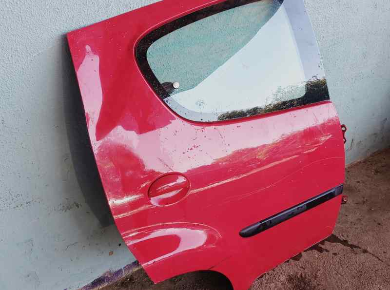 PUERTA TRASERA DERECHA