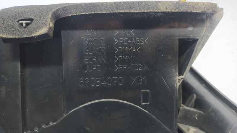 PILOTO TRASERO DERECHO