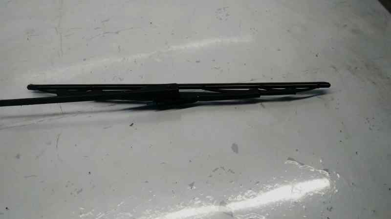 BRAZO LIMPIA DELANTERO DERECHO