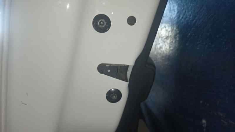 CERRADURA PUERTA DELANTERA IZQUIERDA 