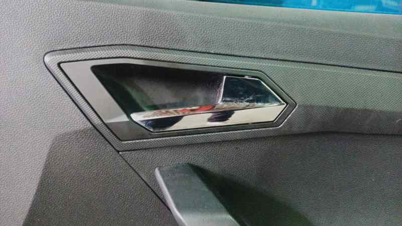 MANETA INTERIOR DELANTERA DERECHA