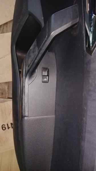 MANDO ELEVALUNAS DELANTERO DERECHO