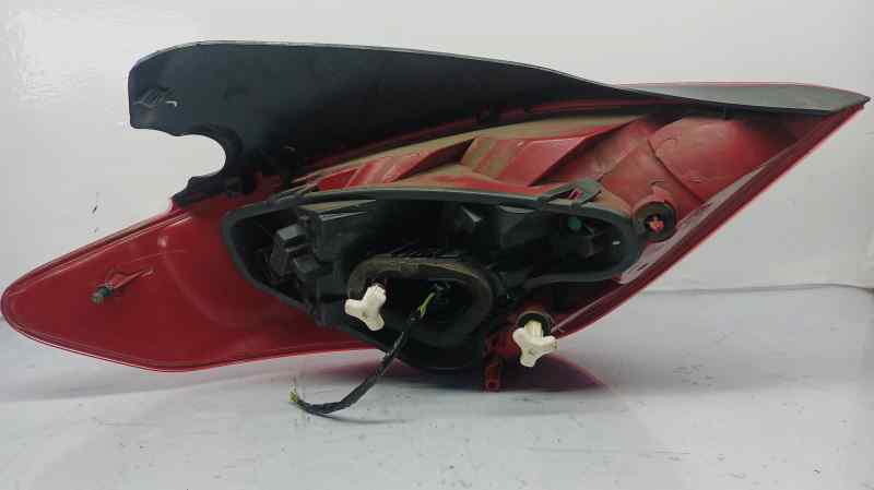 PILOTO TRASERO DERECHO