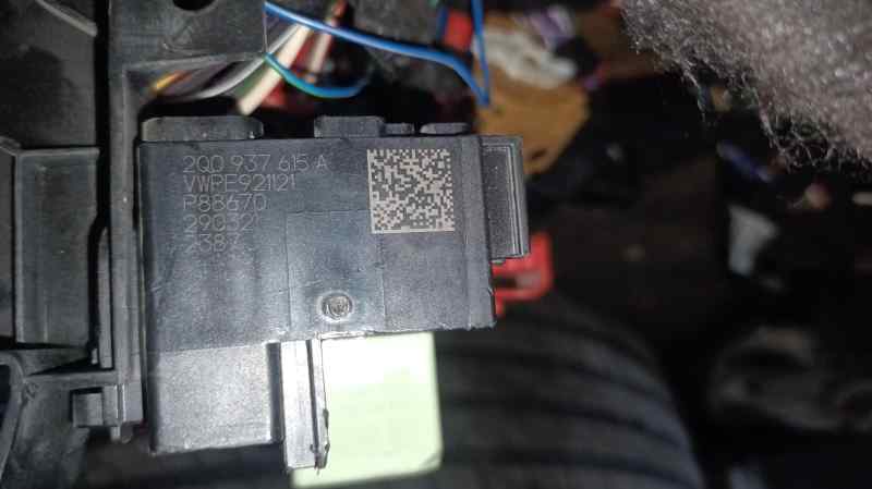 CAJA RELES / FUSIBLES