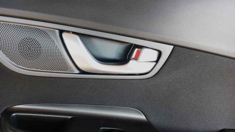 MANETA INTERIOR DELANTERA DERECHA