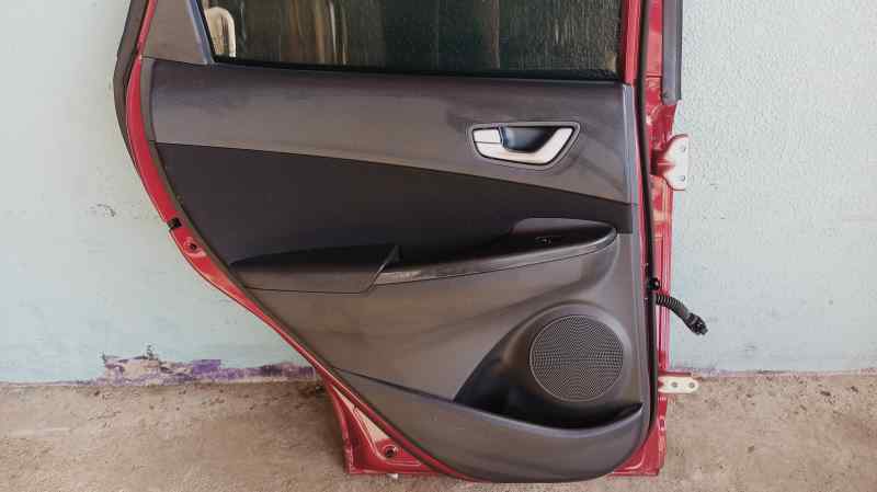 GUARNECIDO PUERTA TRASERA IZQUIERDA