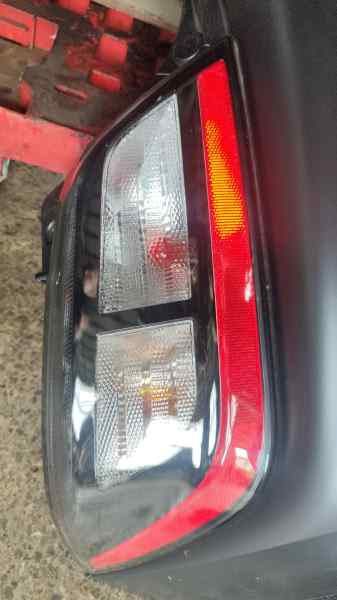 PILOTO TRASERO IZQUIERDO