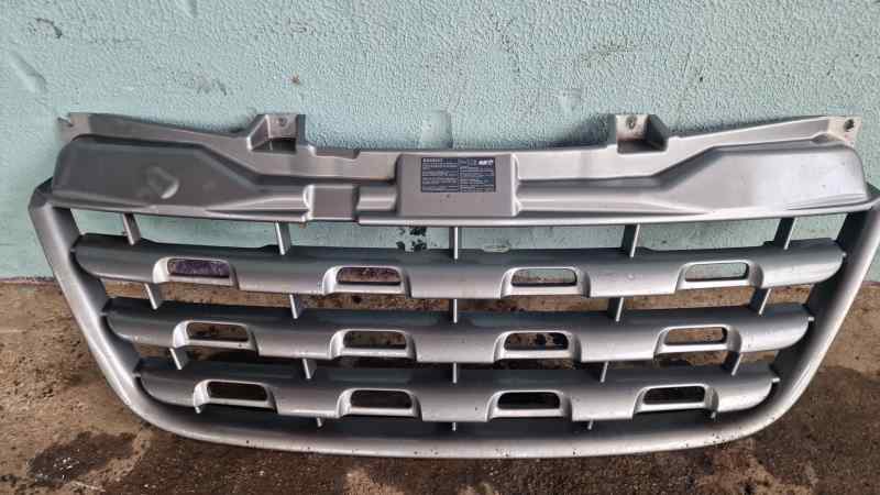 623100256R REJILLA DELANTERA RENAULT MASTER KOMBI