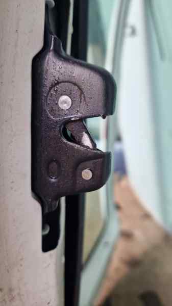 CERRADURA MALETERO / PORTON