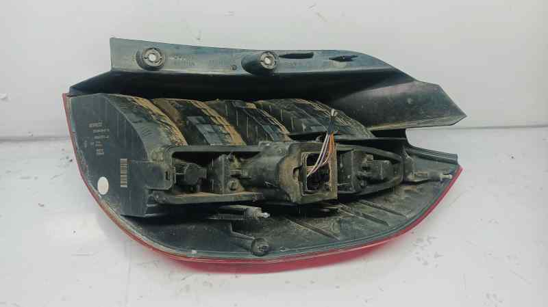 PILOTO TRASERO IZQUIERDO