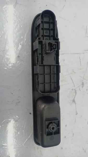 MANDO ELEVALUNAS DELANTERO DERECHO