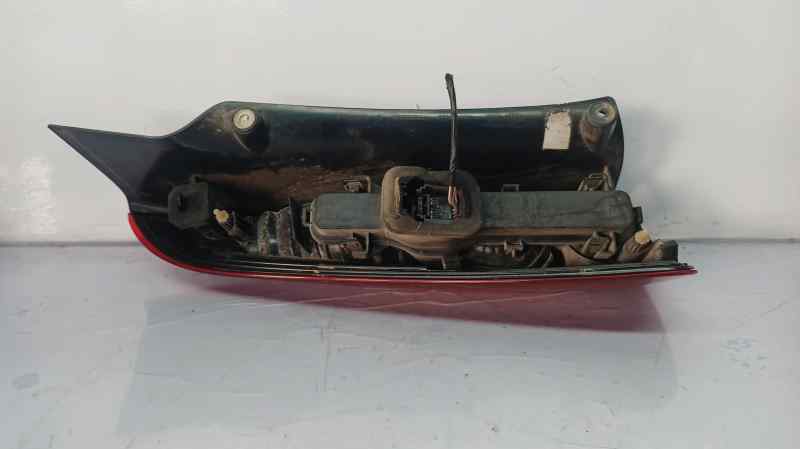 PILOTO TRASERO DERECHO