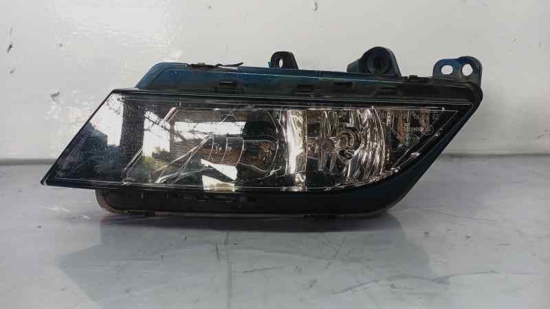 FARO ANTINIEBLA DERECHO