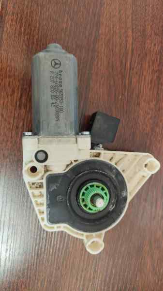A2078200342 MOTOR ELEVALUNAS DELANTERO IZQUIERDO MERCEDES CLASE CLK (W207) CABRIO