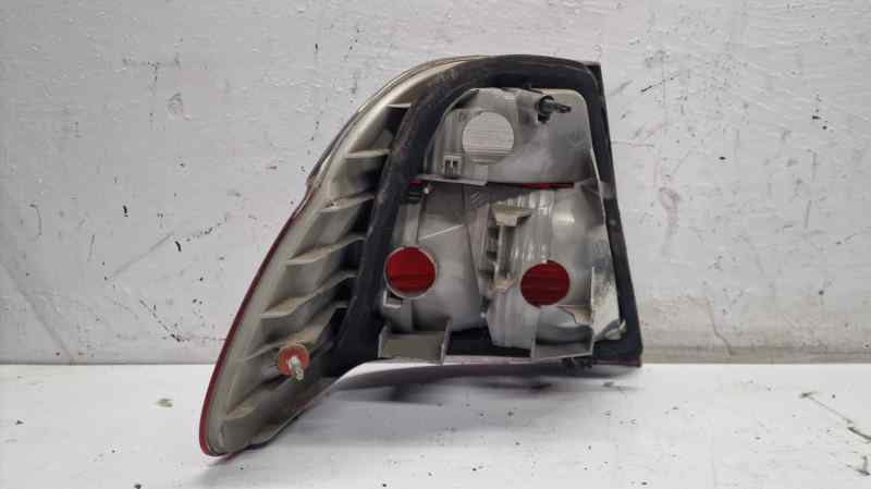 PILOTO TRASERO DERECHO