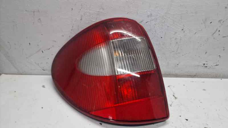 PILOTO TRASERO IZQUIERDO