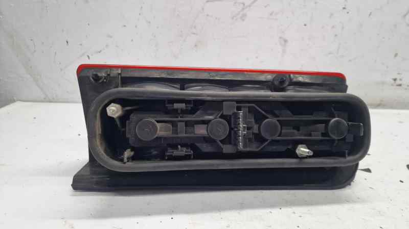 PILOTO TRASERO DERECHO