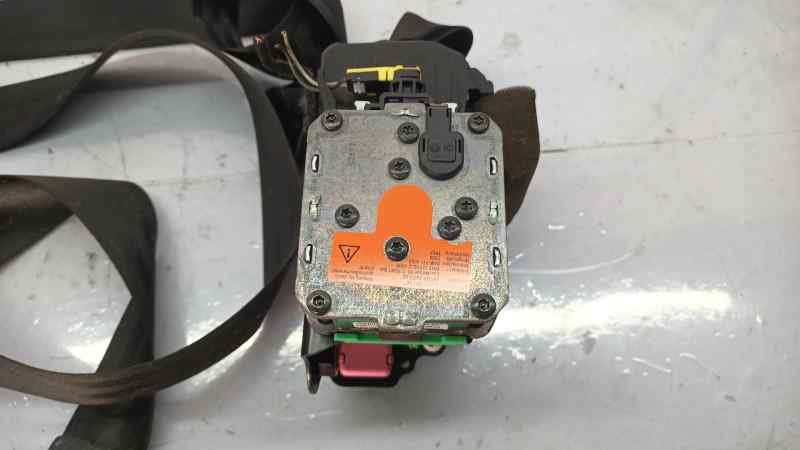 CINTURON SEGURIDAD DELANTERO DERECHO