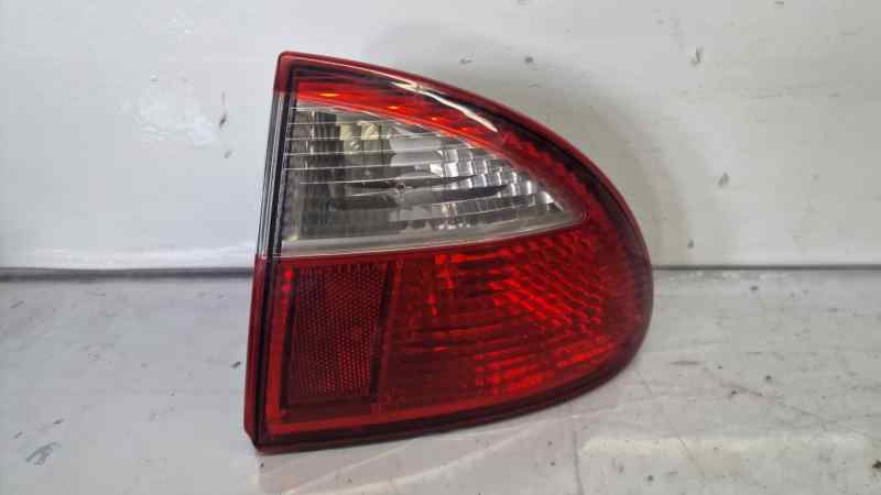 PILOTO TRASERO DERECHO