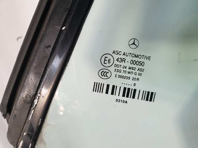 ELEVALUNAS TRASERO DERECHO