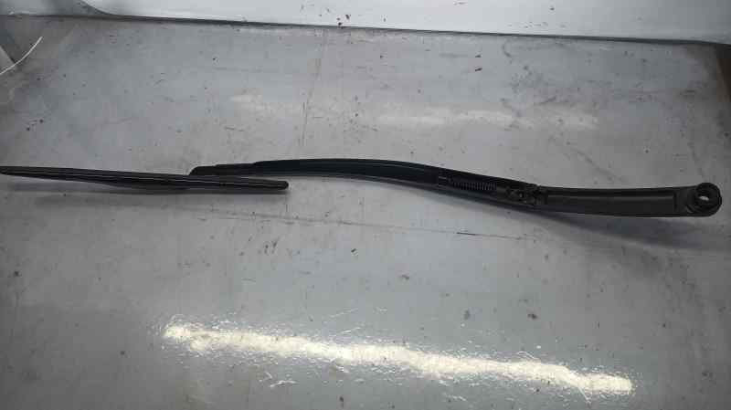 BRAZO LIMPIA DELANTERO IZQUIERDO