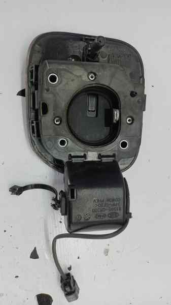 TAPA EXTERIOR COMBUSTIBLE