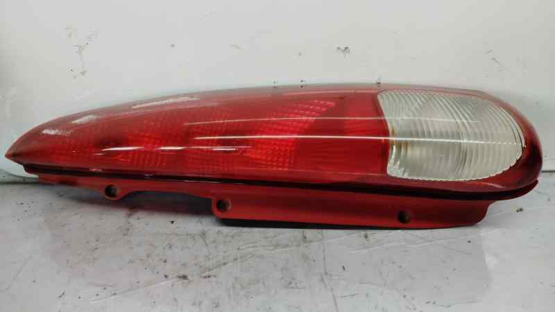 PILOTO TRASERO DERECHO