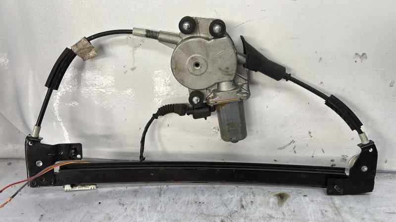 32221001 ELEVALUNAS DELANTERO IZQUIERDO ALFA ROMEO 147 (190)