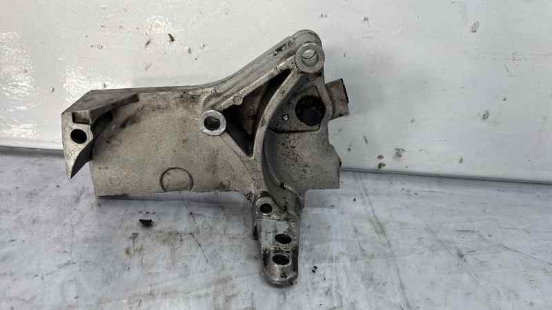 SOPORTE MOTOR DERECHO