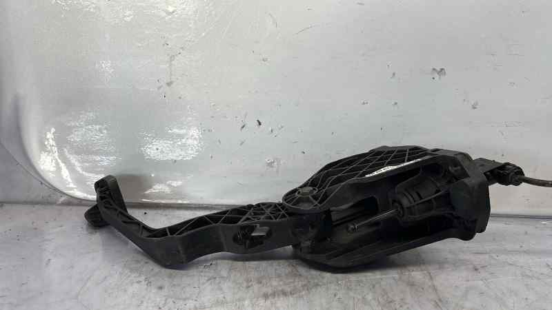 3C2721059R PEDAL EMBRAGUE VOLKSWAGEN PASSAT VARIANT (3C5)