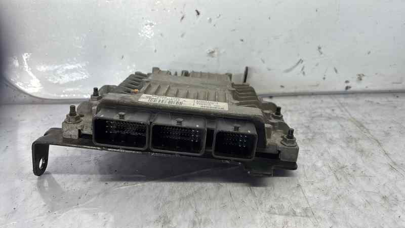 S122326114A CENTRALITA MOTOR UCE RENAULT SCENIC II