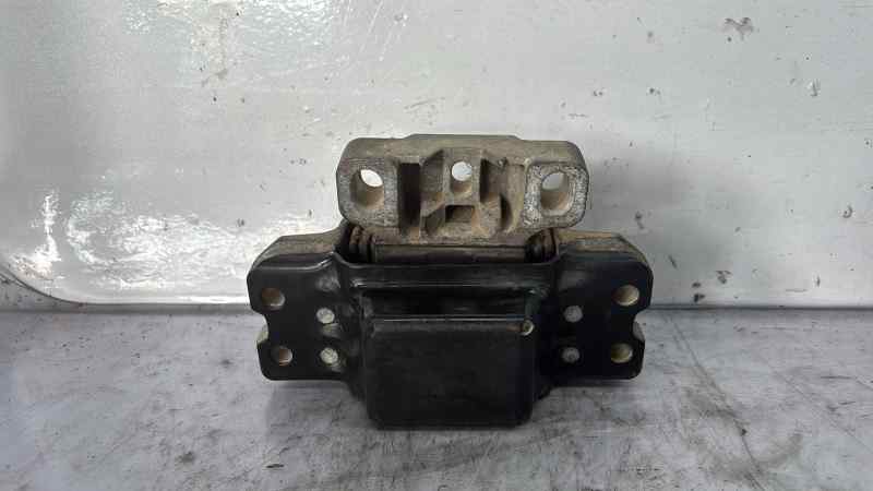 SOPORTE MOTOR IZQUIERDO